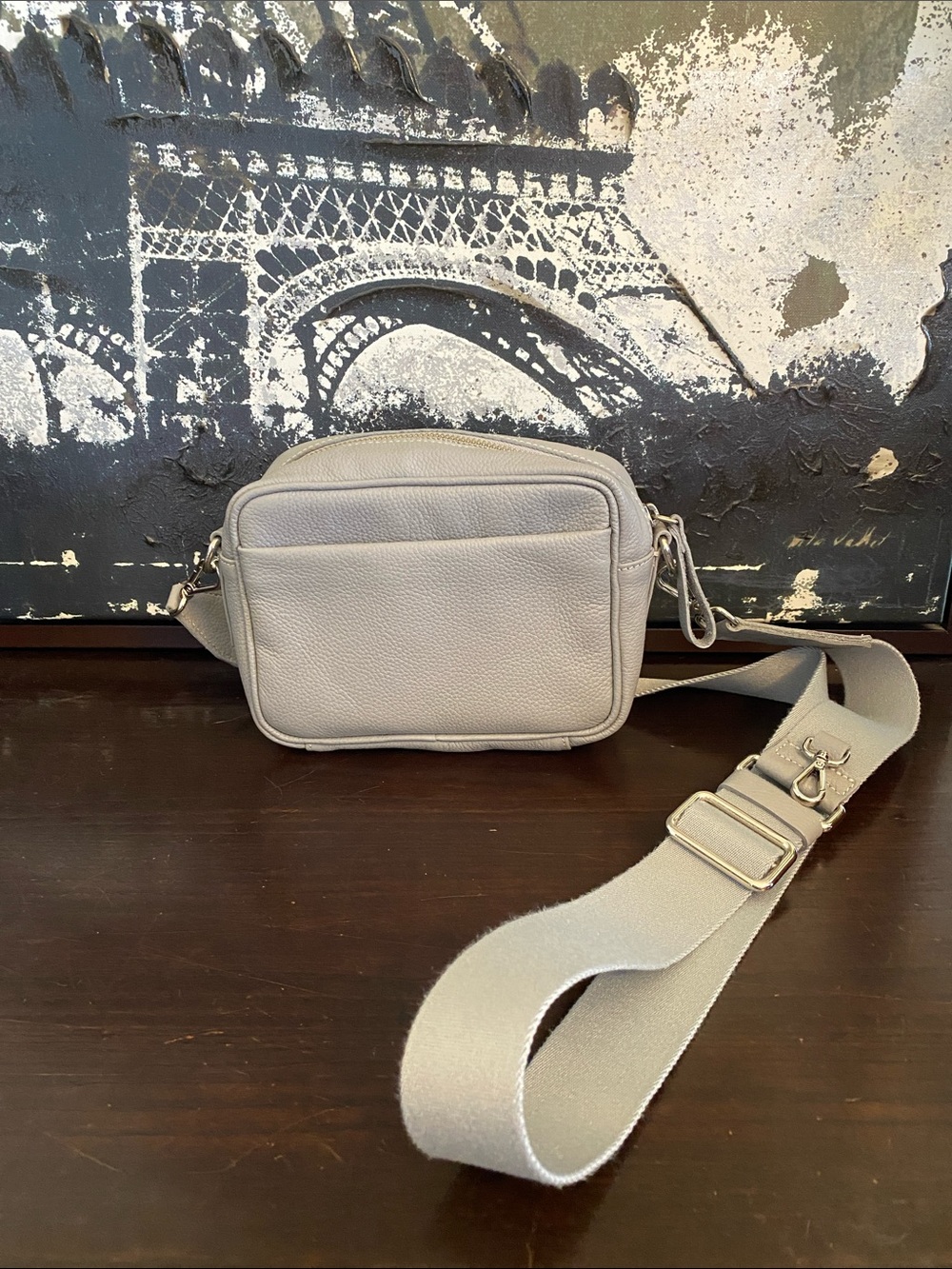 Authentic ROOTS Light Gray Camera Crossbody Bag - Casual Everyday Shoulder Bag
